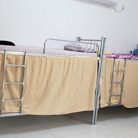 Yahia Guest House Abu Dhabi Buitenkant foto