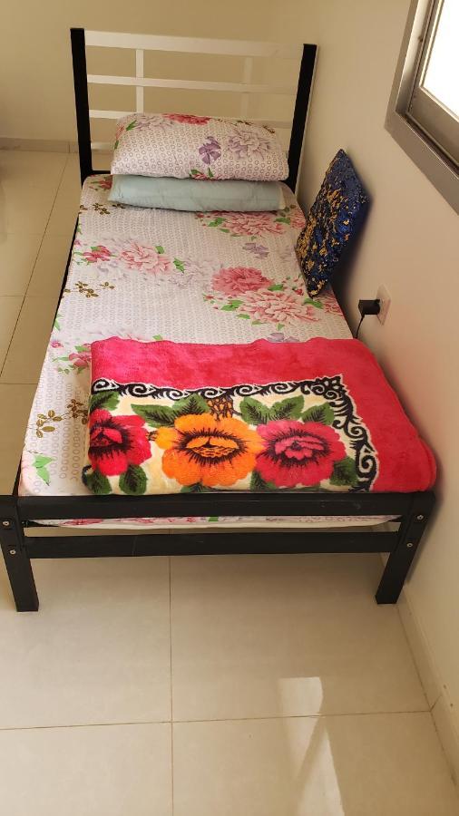 Yahia Guest House Abu Dhabi Buitenkant foto
